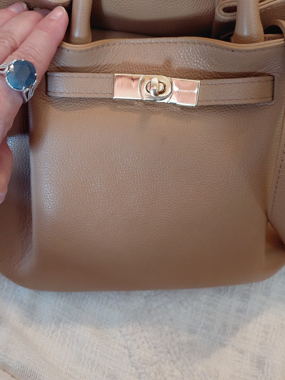 Italian Tan Leather East West Purse - Picture 7 of 13